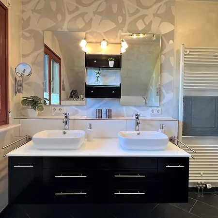 Haus An Der Sonne By Interhome 아파트